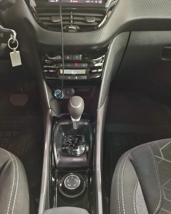 Peugeot 2008 cena 49900 przebieg: 63500, rok produkcji 2017 z Rzeszów małe 211